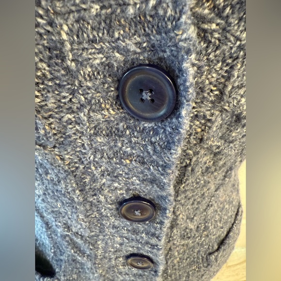 L.L.Bean Sweater Vest Women Med Blue Wool Blend Button Up Cable Knit Sleeveles - Picture 3 of 10